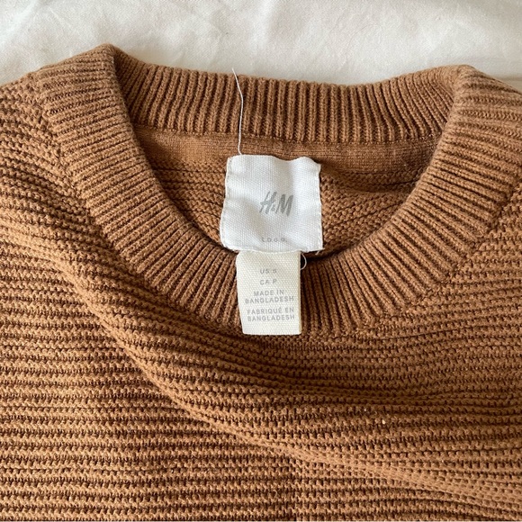 Preloved H&M Sweater (Rust Brown) - Picture 2 of 3